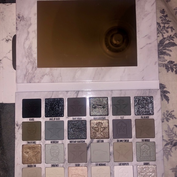 Jeffree Star Cremated Eyeshadow Palette - Picture 5 of 5